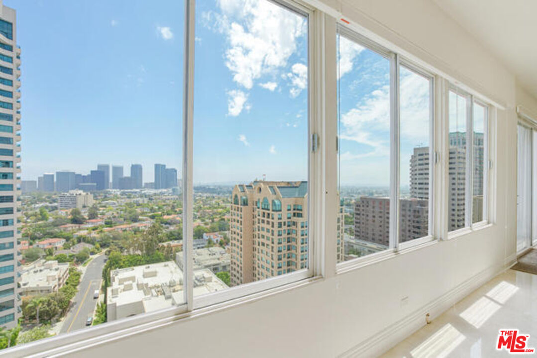 10501 Wilshire Blvd Unit: 1906