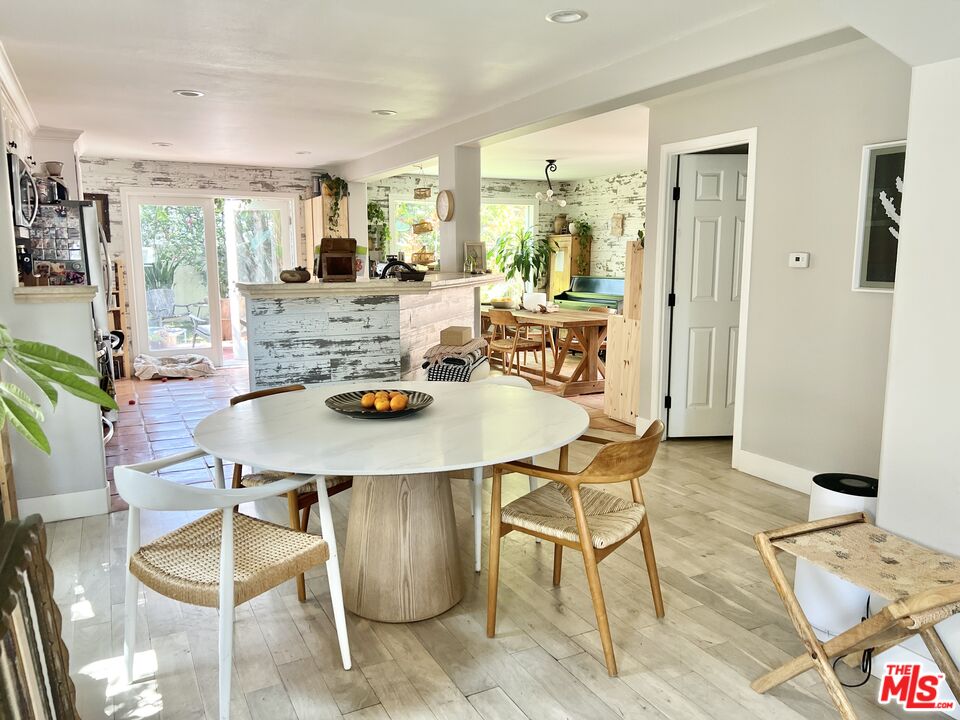117 Navajo Ln