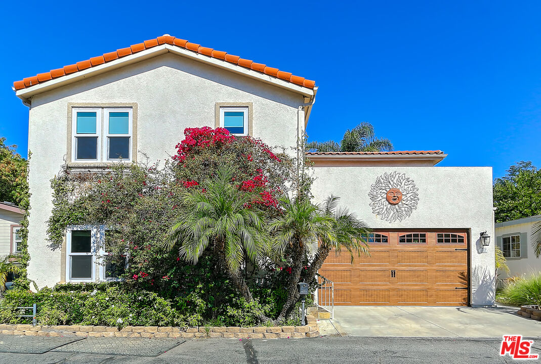 117 Navajo Ln