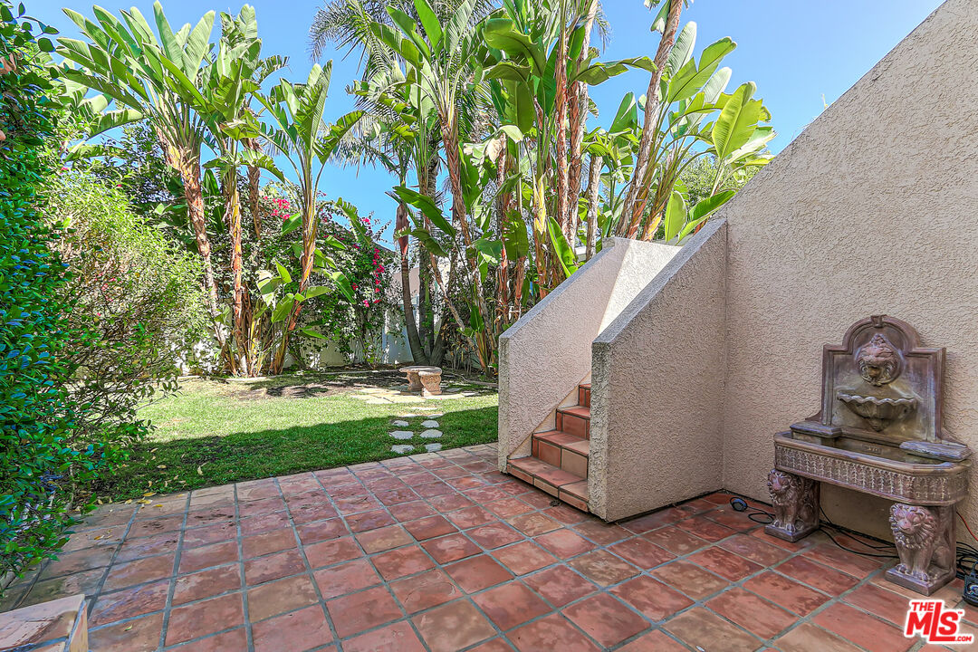 117 Navajo Ln