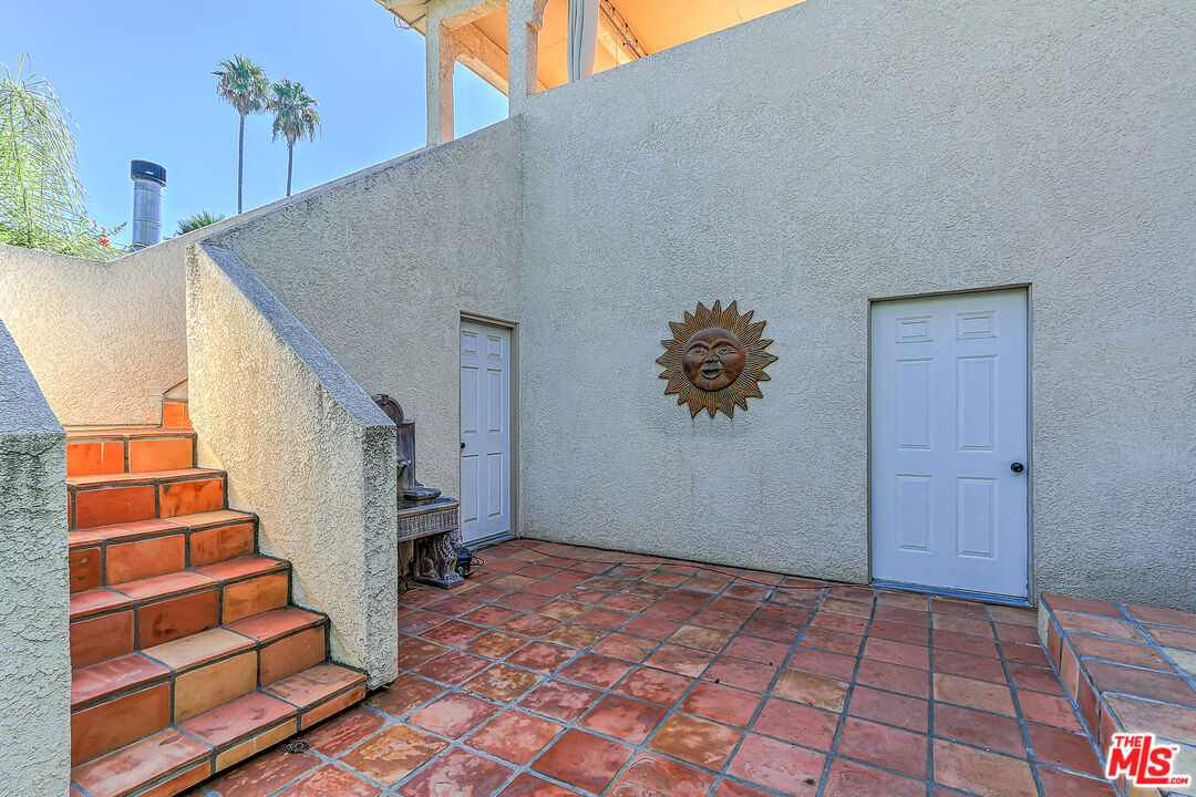 117 Navajo Ln