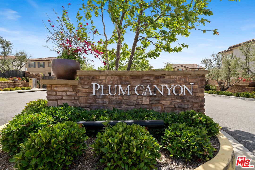19254 Blackthorn Dr