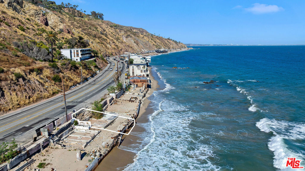 20812 Pacific Coast Highway
