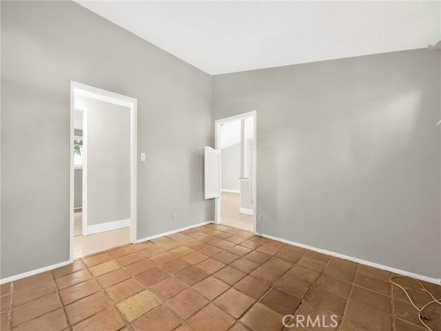 824 Chelterham Circle