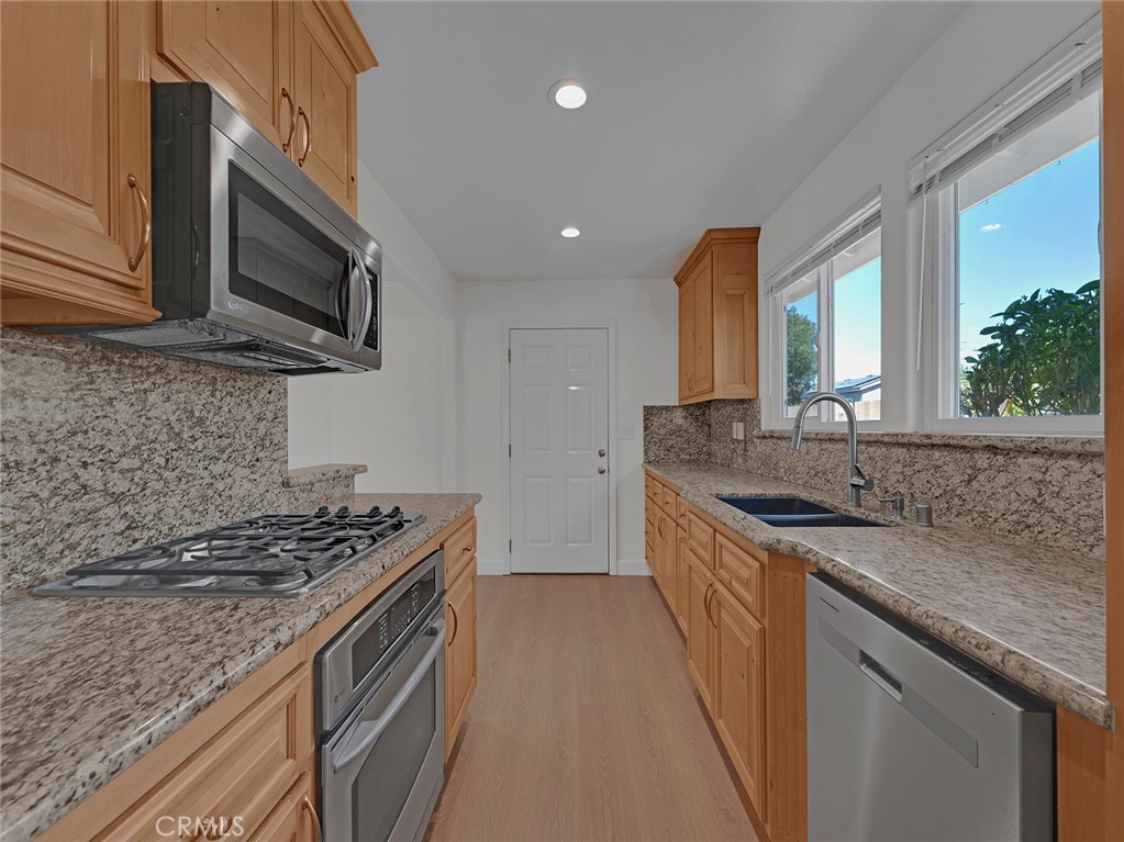 1316 Calle Tulipan