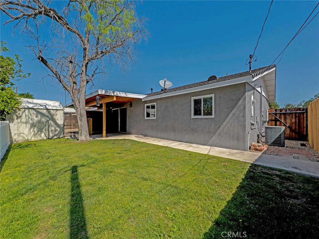 1316 Calle Tulipan