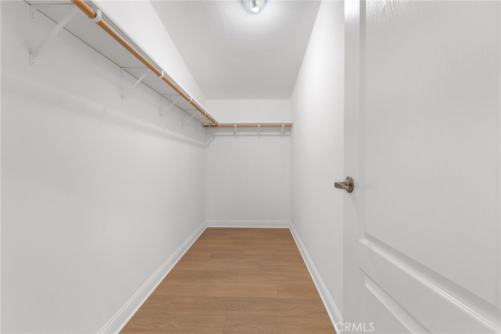 8 Chaucer Lane