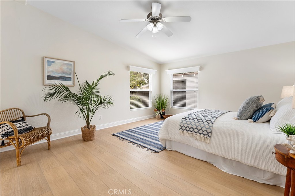 8 Chaucer Lane