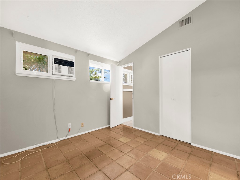 824 Chelterham Circle
