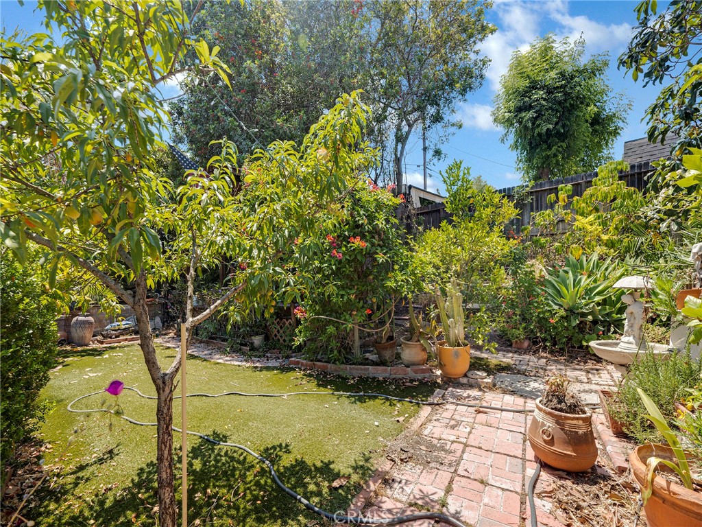 824 Chelterham Circle