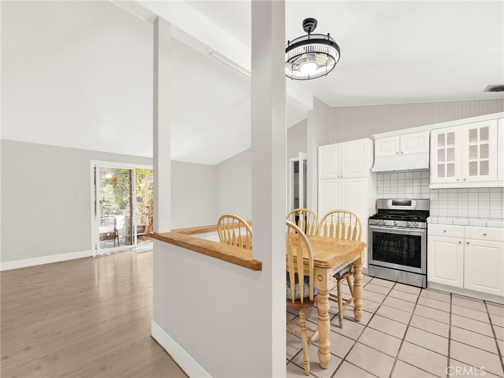 824 Chelterham Circle