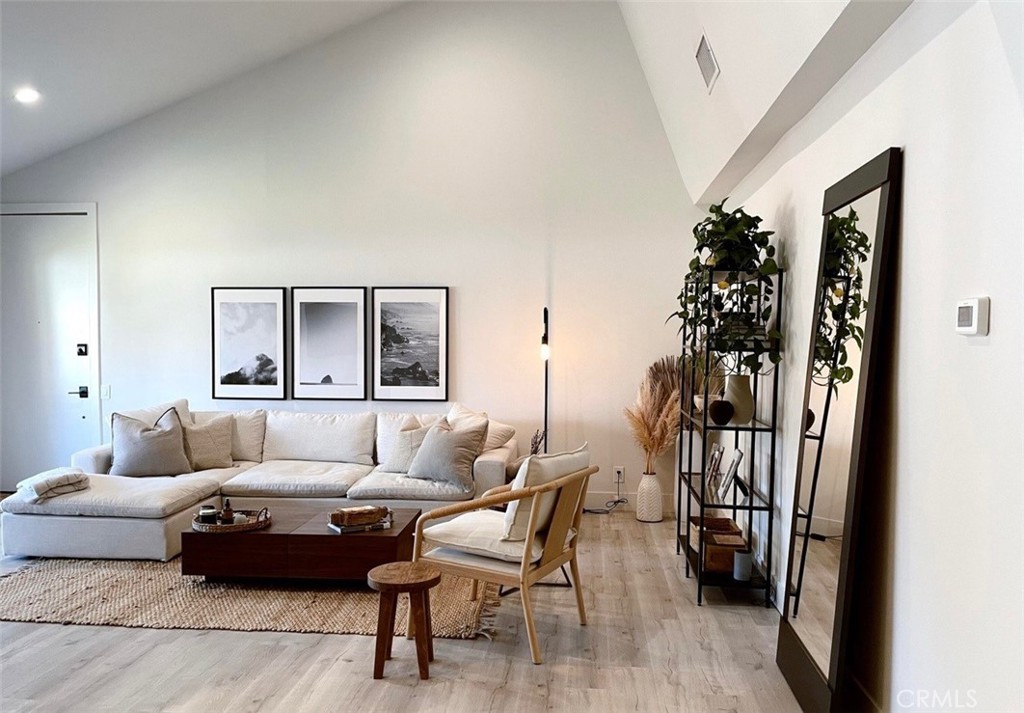 31554 Agoura Road 3