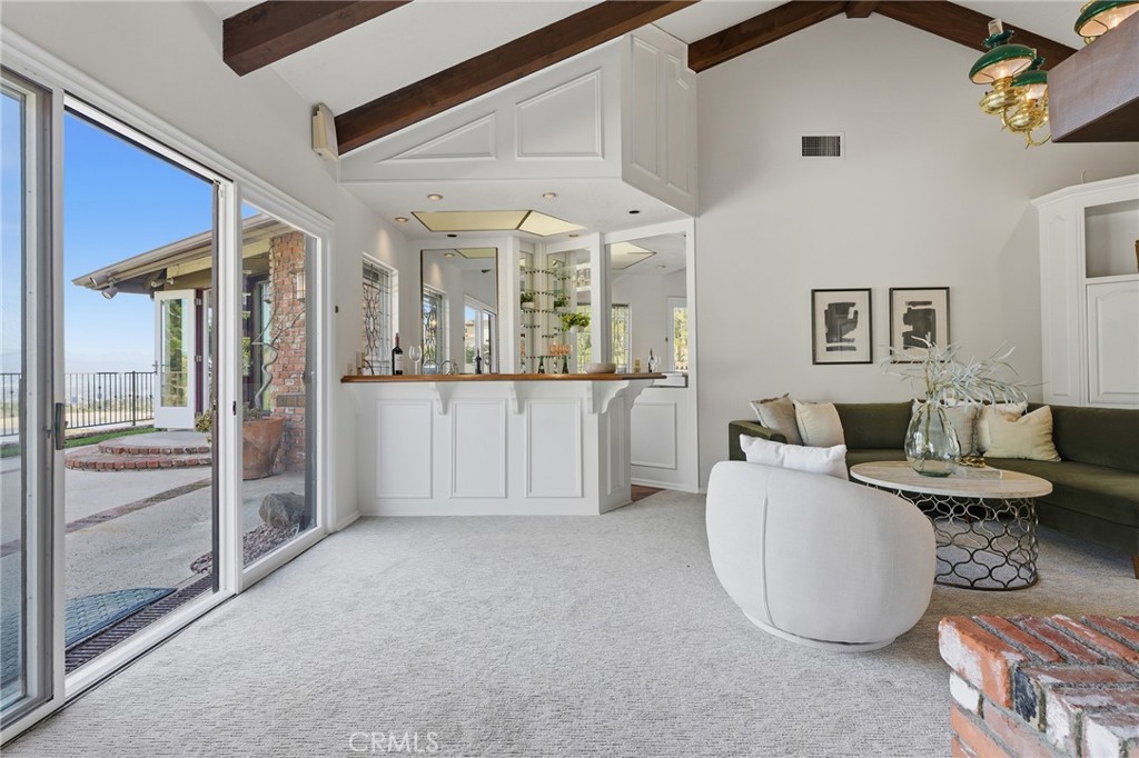 3906 Lake Vista Court