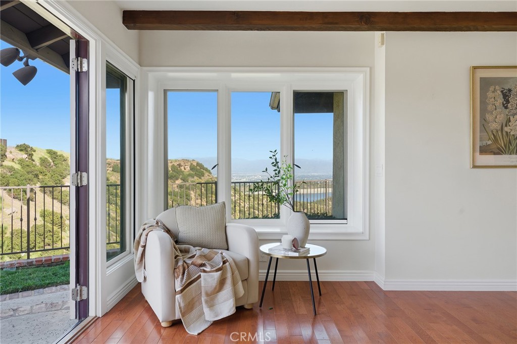 3906 Lake Vista Court