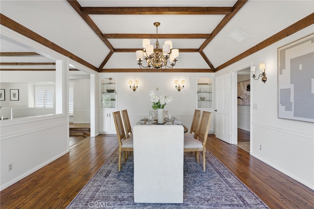 3906 Lake Vista Court