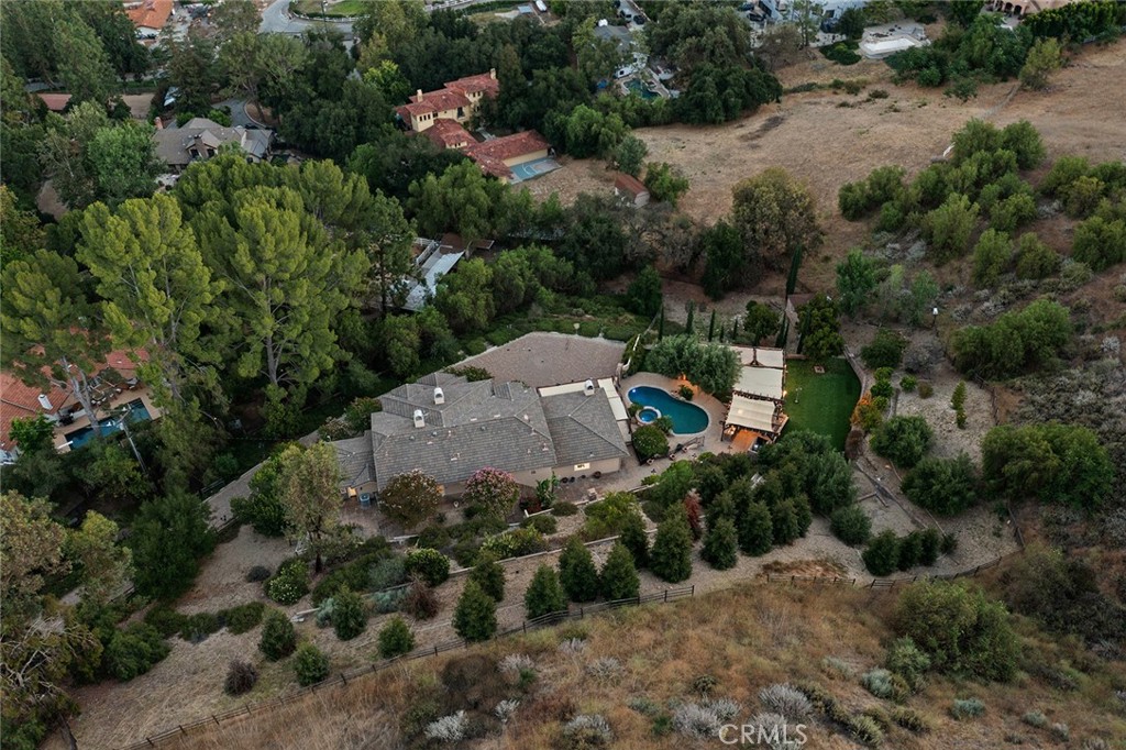 6029 Fairview