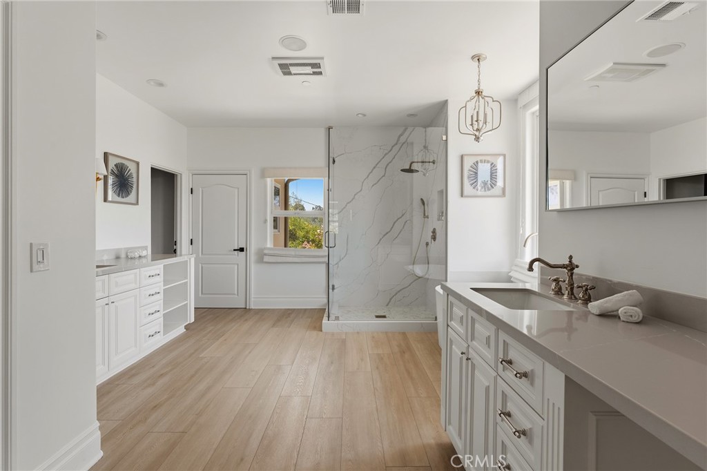 6029 Fairview