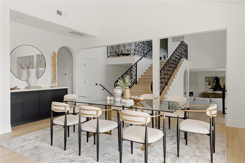 6029 Fairview