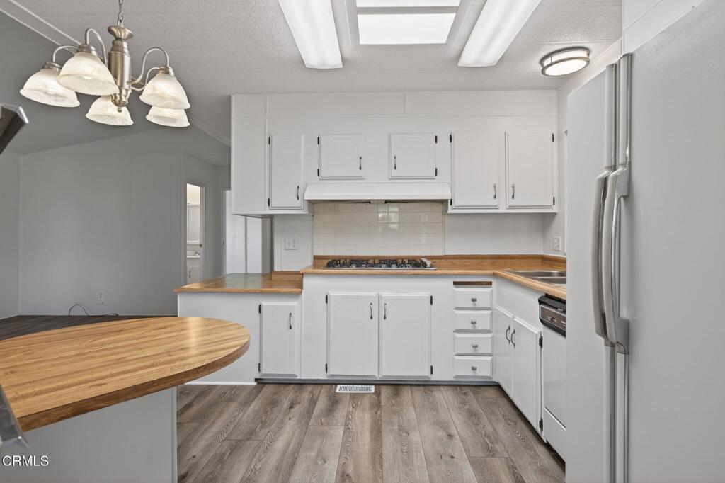 4700 Aurora Drive 108