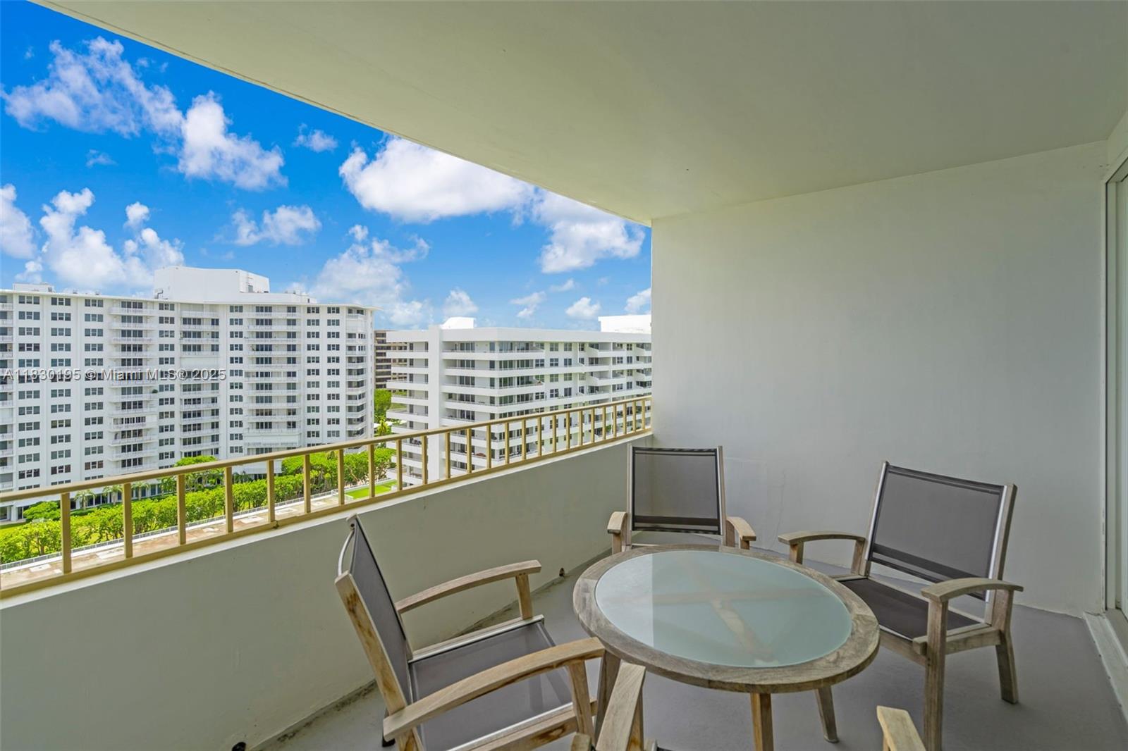 177 Ocean Lane Dr # 1203