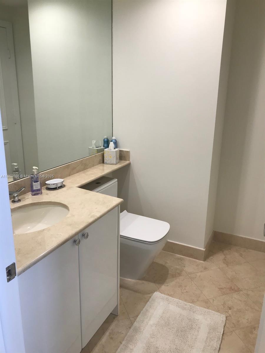 781 Crandon Blvd # 1604