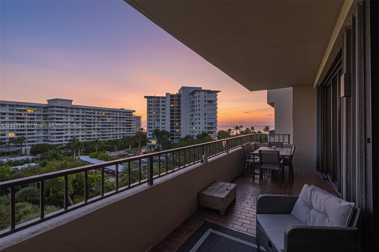251 Crandon Blvd # 625