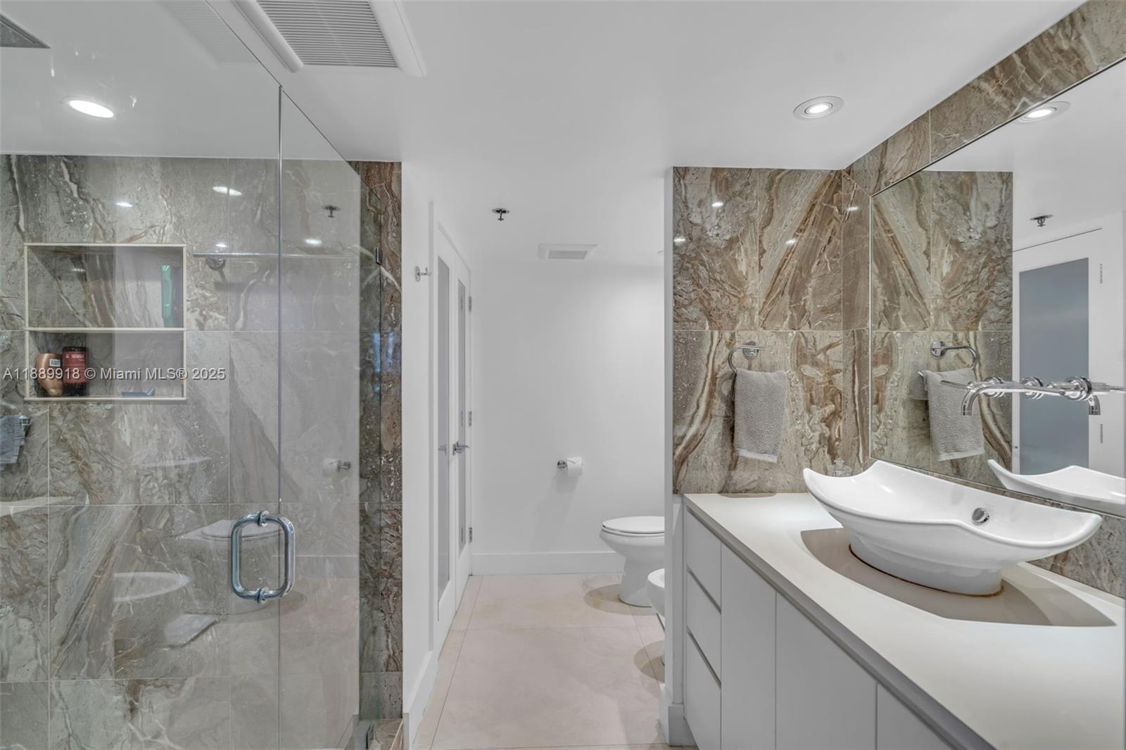 251 Crandon Blvd # 625