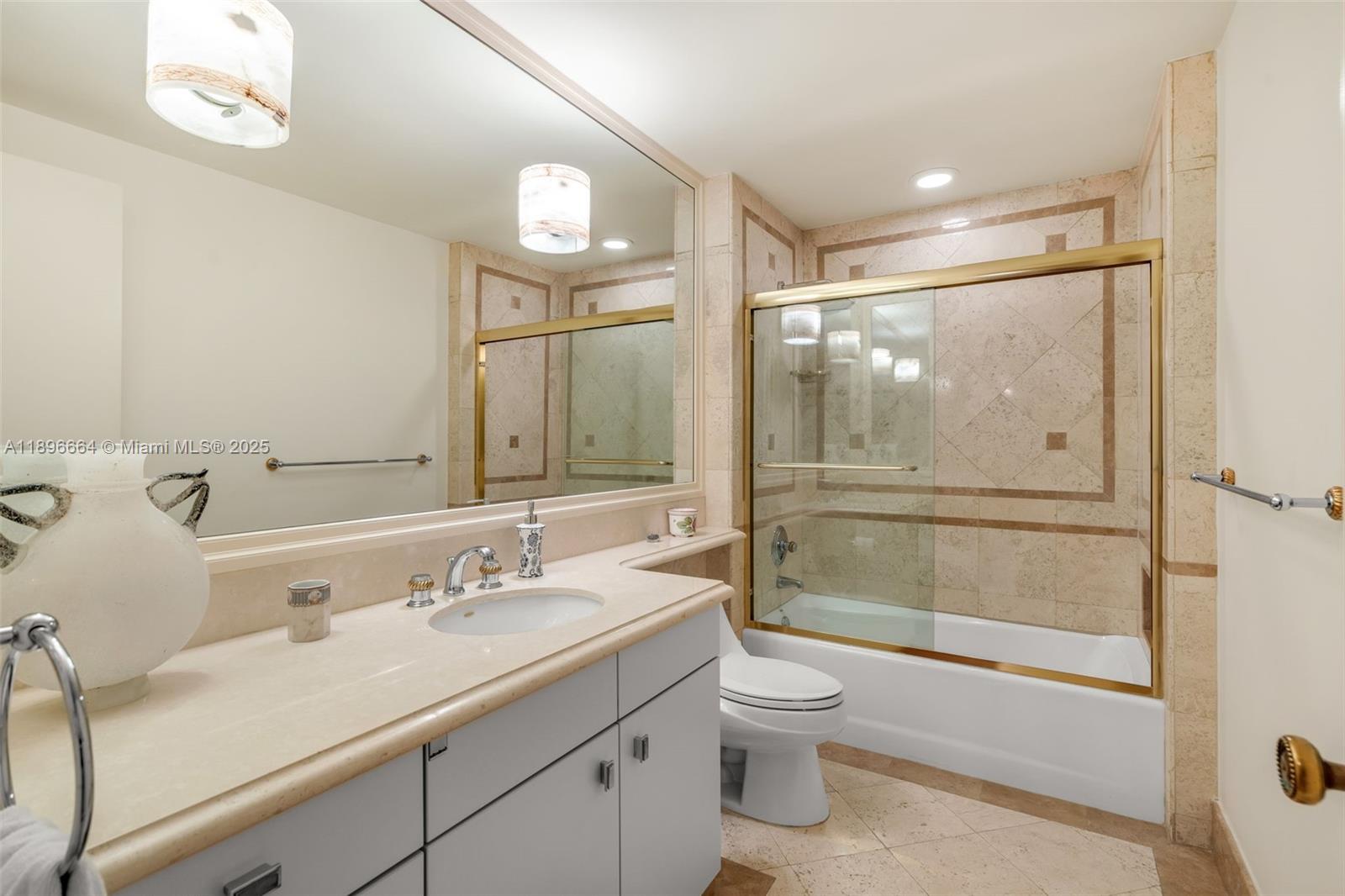 445 Grand Bay Dr # 1001