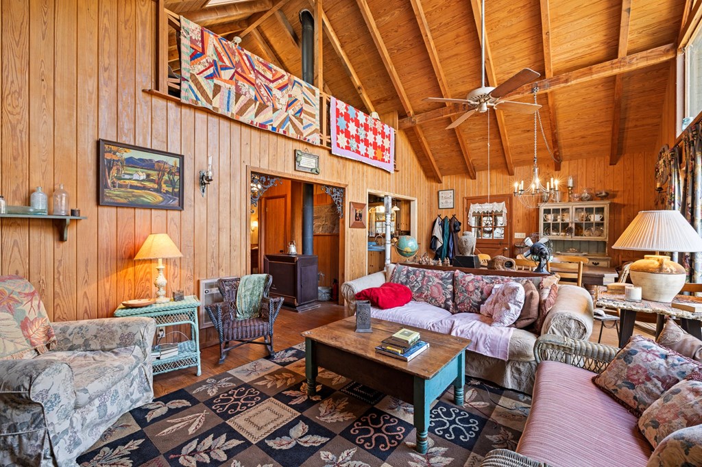 100 Rinehart Creek Rd