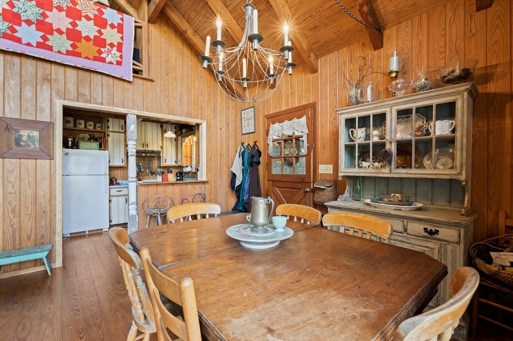 100 Rinehart Creek Rd