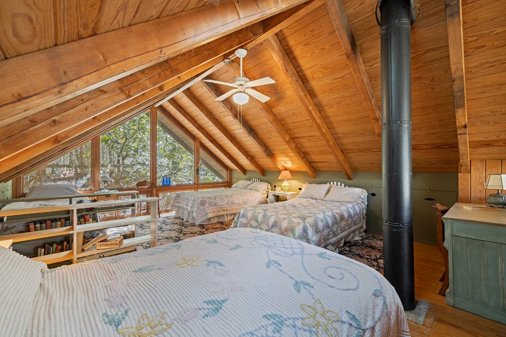 100 Rinehart Creek Rd