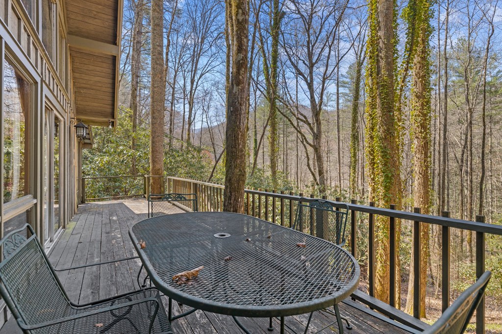 100 Rinehart Creek Rd