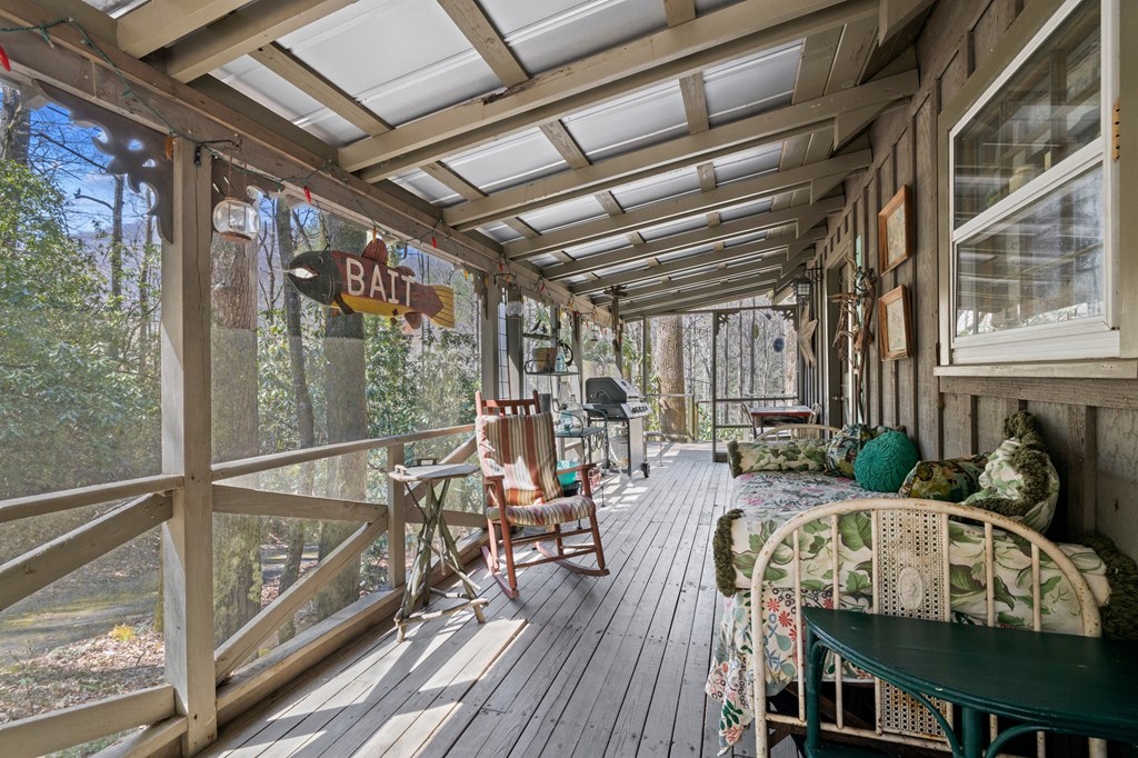 100 Rinehart Creek Rd