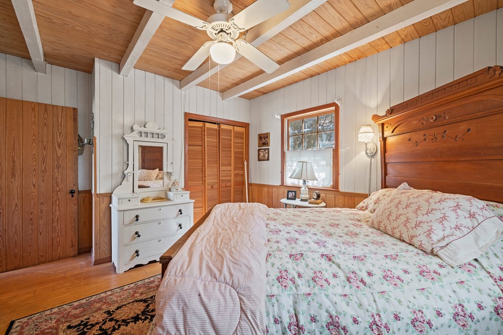100 Rinehart Creek Rd