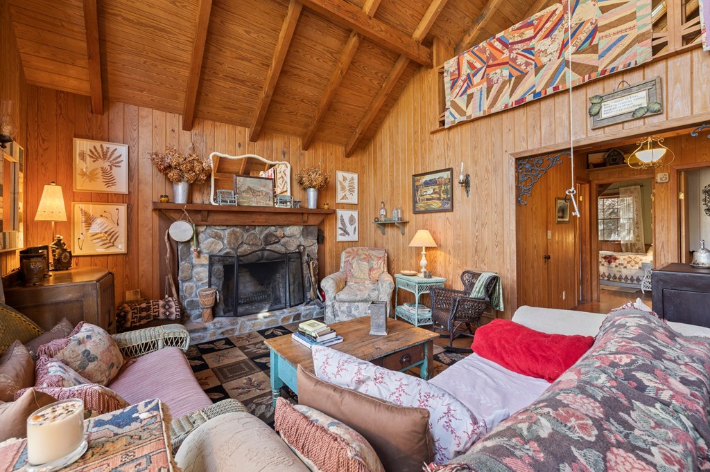 100 Rinehart Creek Rd
