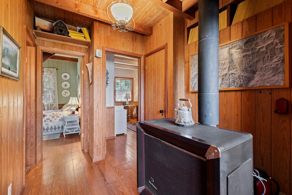 100 Rinehart Creek Rd