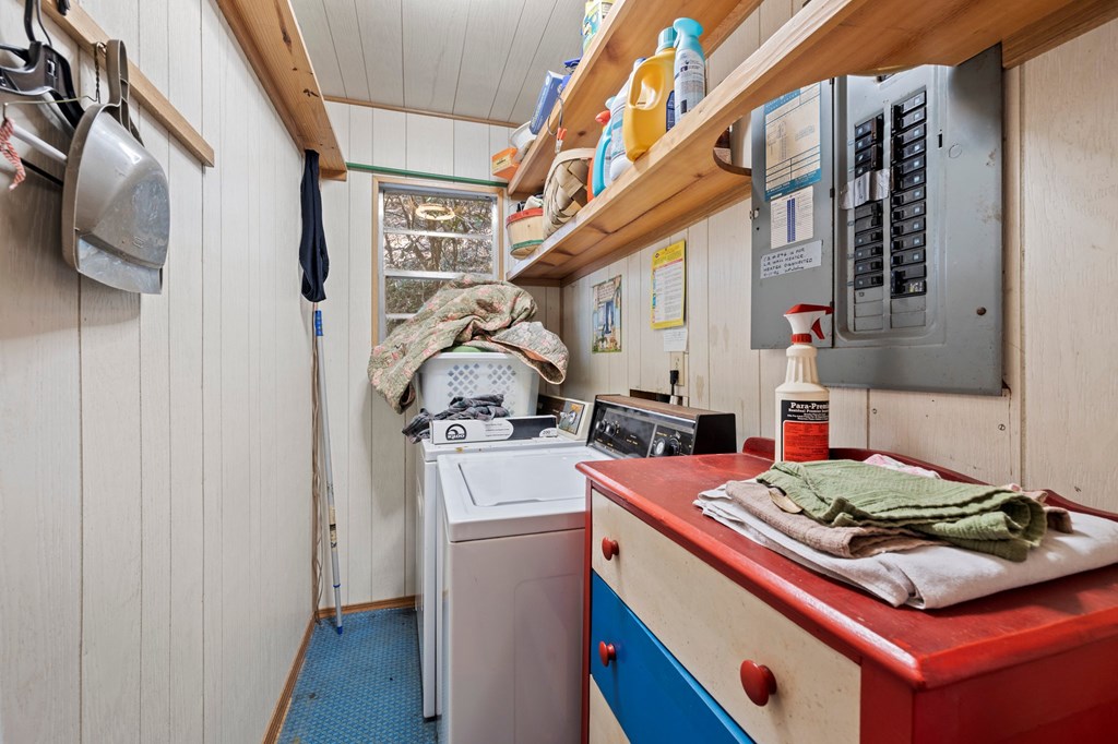 100 Rinehart Creek Rd