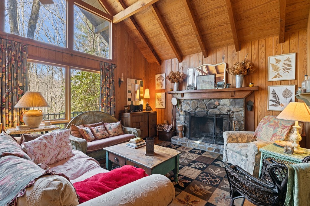 100 Rinehart Creek Rd