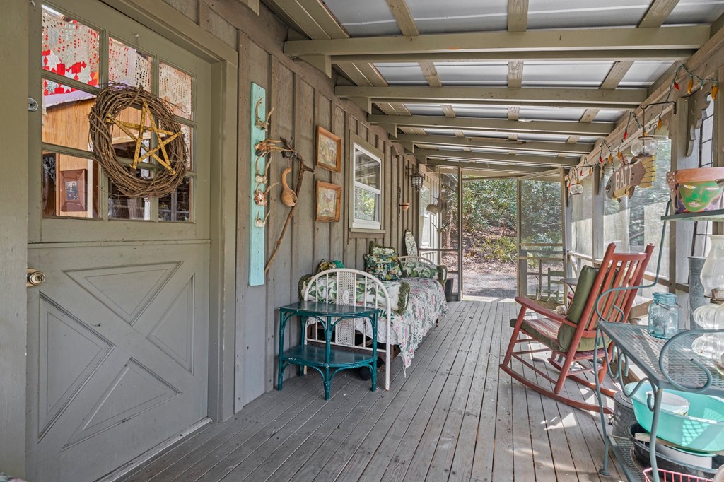 100 Rinehart Creek Rd