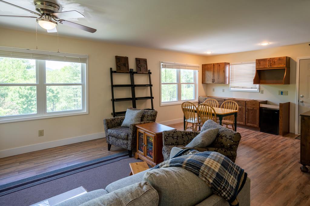 64 Sawmill Lane