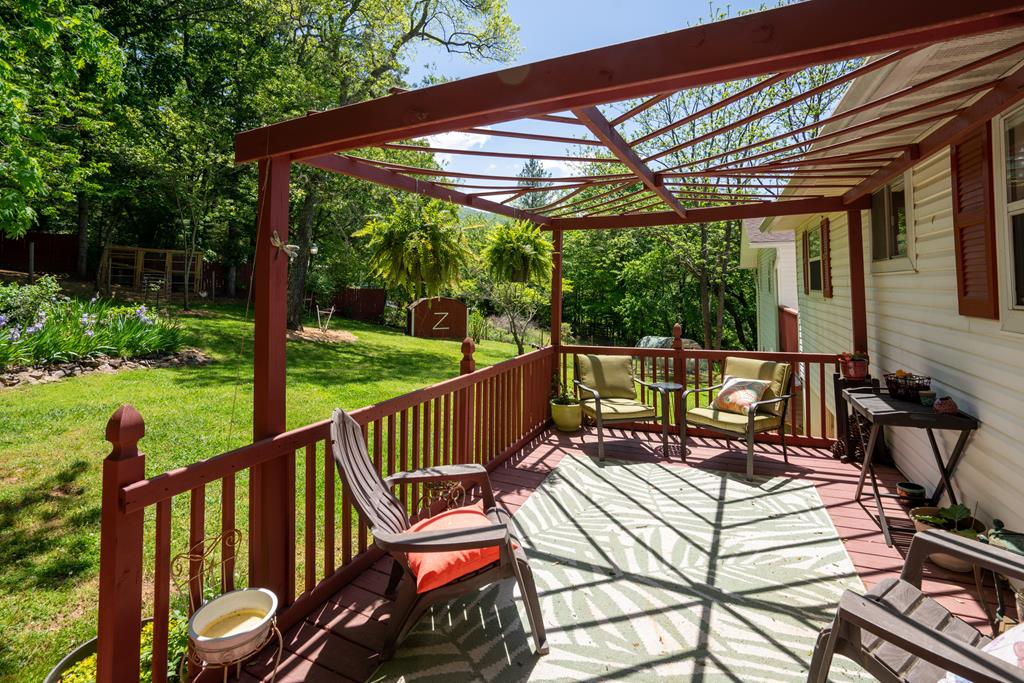 64 Sawmill Lane