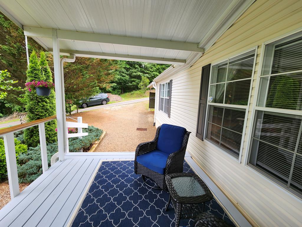 240 Roxie Lane