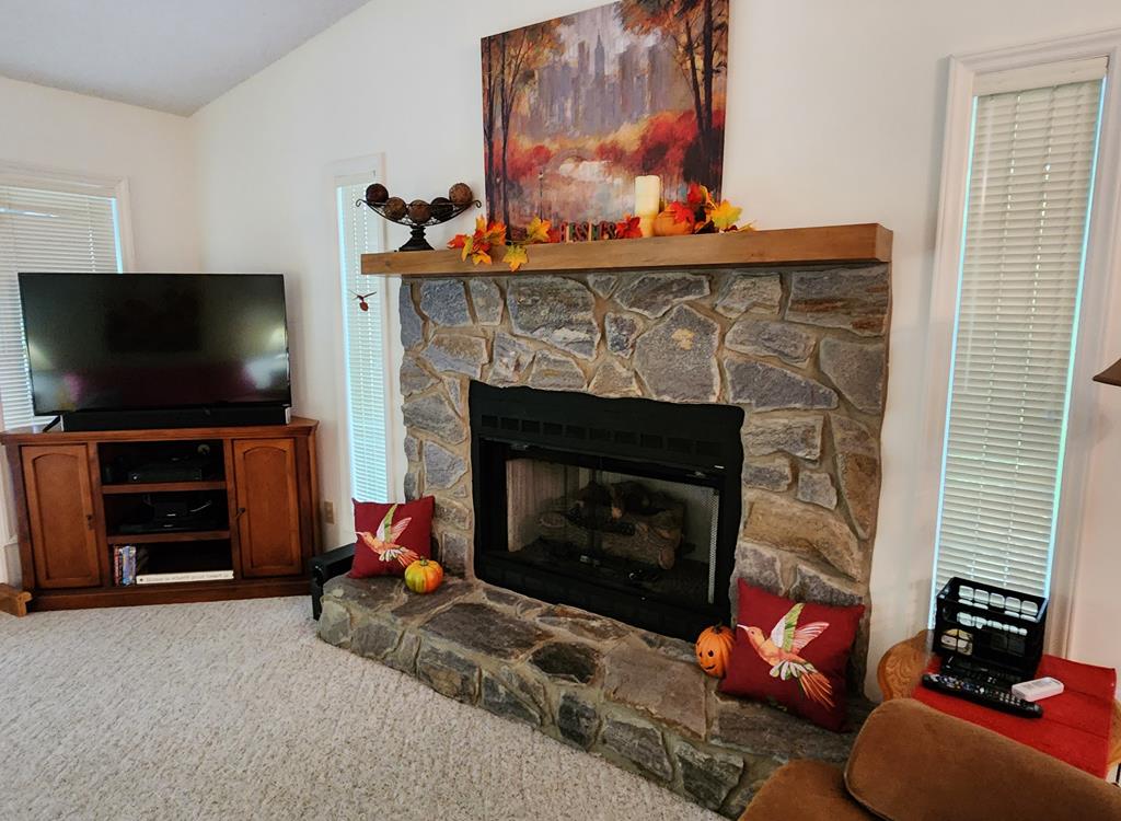 518C Oak Creek Rd