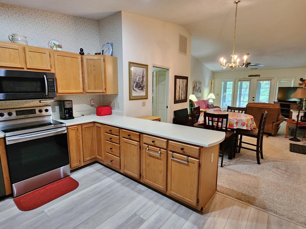 518C Oak Creek Rd