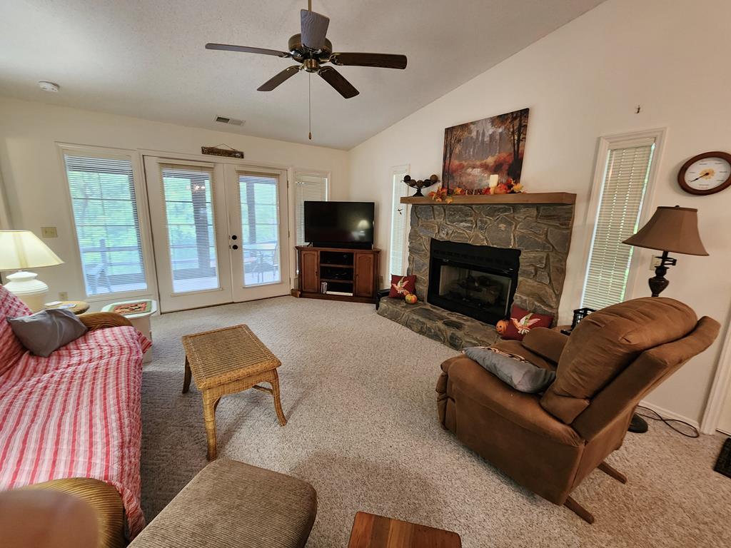 518C Oak Creek Rd