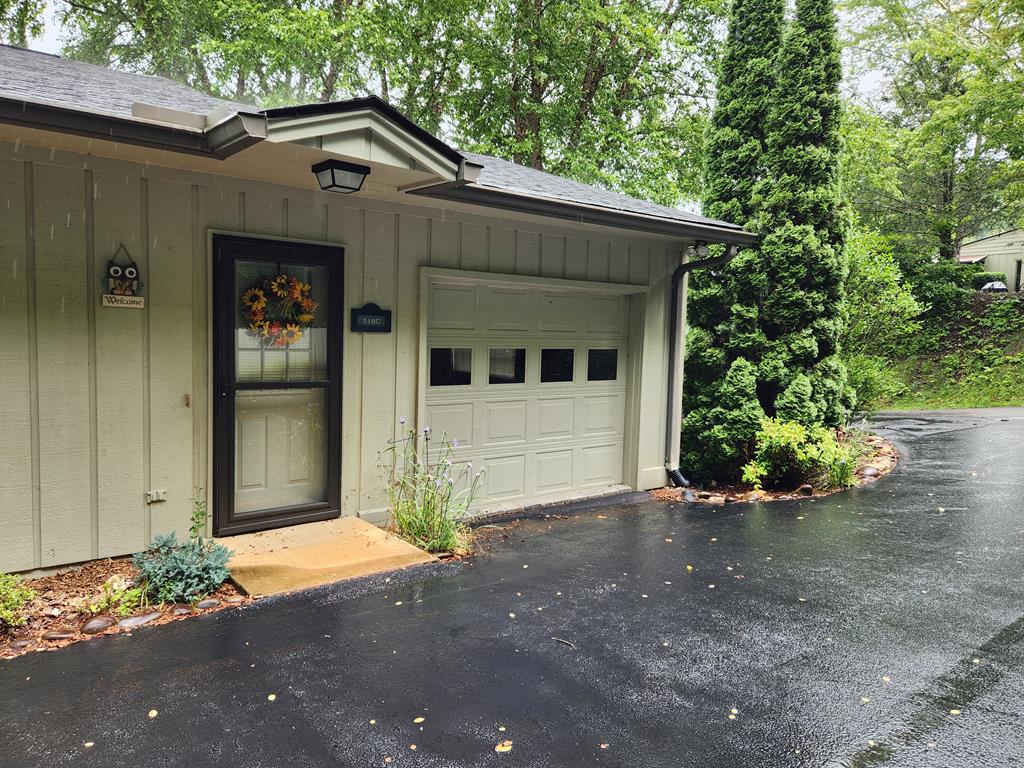 518C Oak Creek Rd