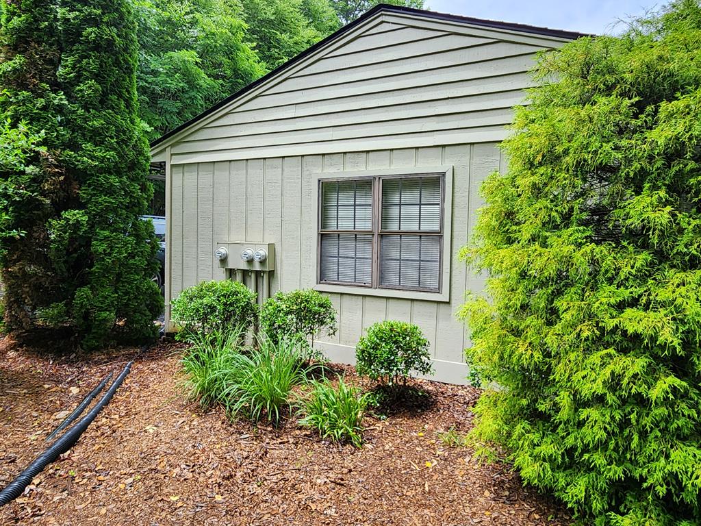 518C Oak Creek Rd