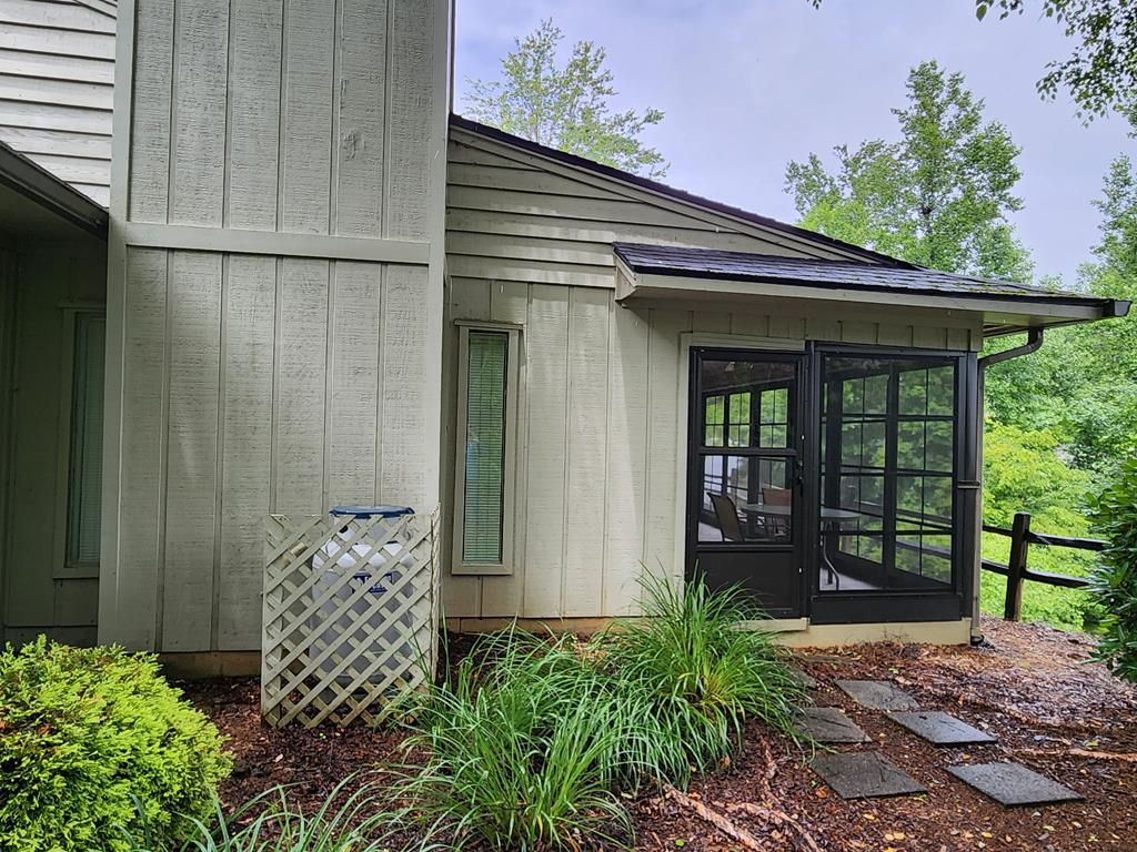 518C Oak Creek Rd