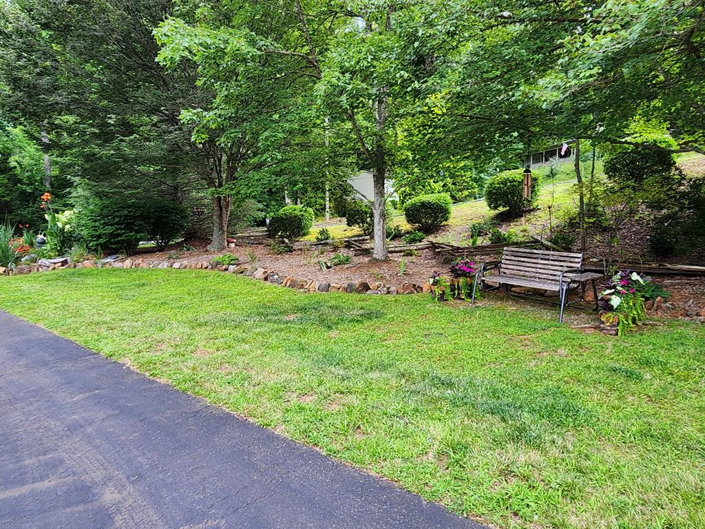 575A Oak Creek Rd