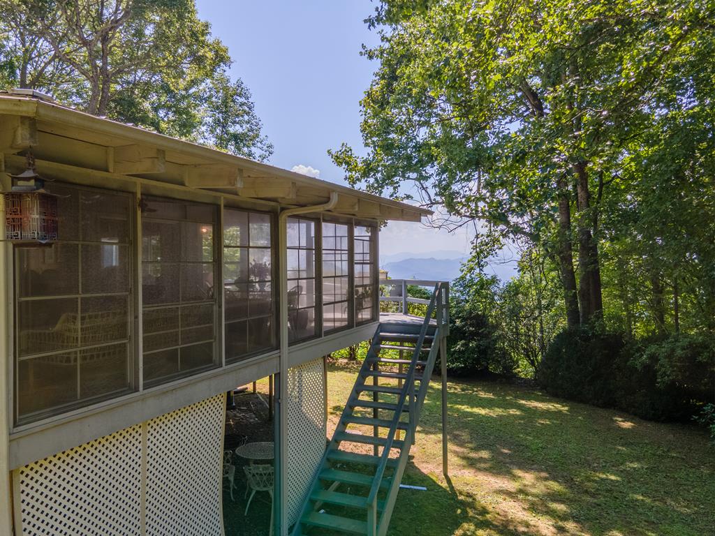 2107 Scofield Rd